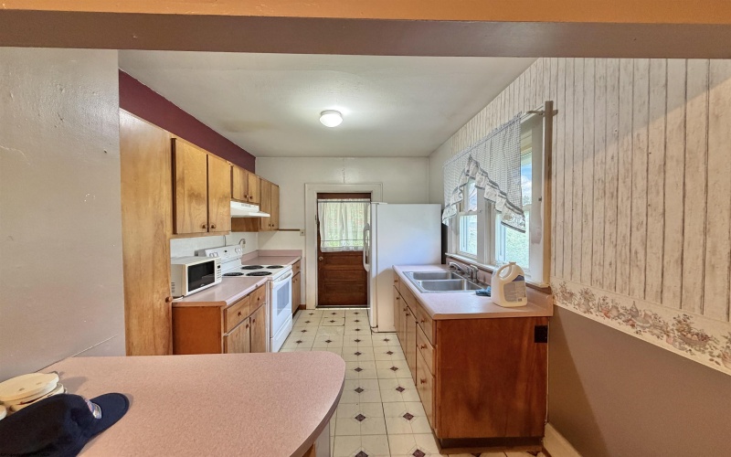 136 Heavner Avenue, Elkins, West Virginia 26241, 2 Bedrooms Bedrooms, 6 Rooms Rooms,1 BathroomBathrooms,Single Family Detached,For Sale,Heavner,10164858 136 Heavner Avenue, Elkins, West Virginia 26241, 2 Bedrooms Bedrooms, 6 Rooms Rooms,1 BathroomBathrooms,Single Family Detached,For Sale,Heavner,10164858