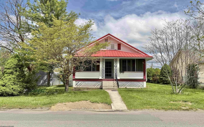 136 Heavner Avenue, Elkins, West Virginia 26241, 2 Bedrooms Bedrooms, 6 Rooms Rooms,1 BathroomBathrooms,Single Family Detached,For Sale,Heavner,10164858 136 Heavner Avenue, Elkins, West Virginia 26241, 2 Bedrooms Bedrooms, 6 Rooms Rooms,1 BathroomBathrooms,Single Family Detached,For Sale,Heavner,10164858