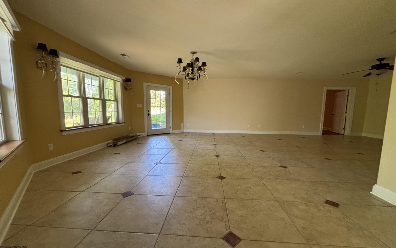 116 Marco Polo Drive, Morgantown, West Virginia 26508, 5 Bedrooms Bedrooms, 12 Rooms Rooms,5 BathroomsBathrooms,Residential Rentals,For Rent,Marco Polo,10164878
