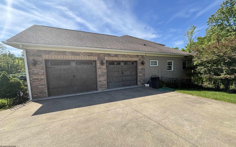 116 Marco Polo Drive, Morgantown, West Virginia 26508, 5 Bedrooms Bedrooms, 12 Rooms Rooms,5 BathroomsBathrooms,Residential Rentals,For Rent,Marco Polo,10164878