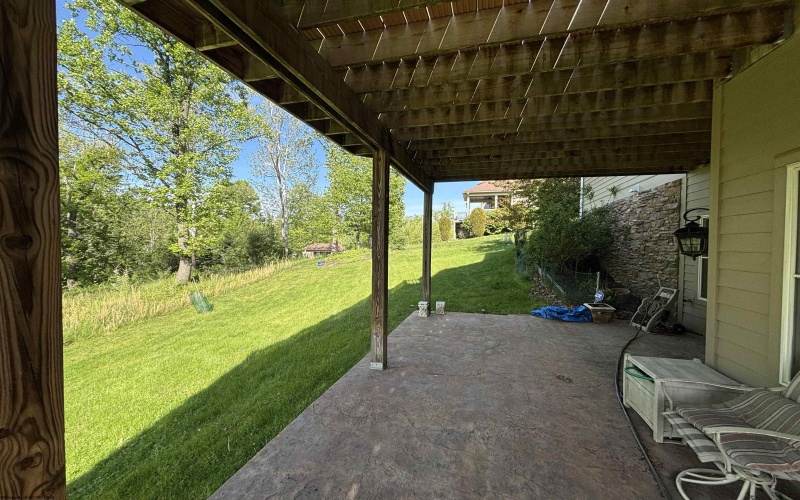 116 Marco Polo Drive, Morgantown, West Virginia 26508, 5 Bedrooms Bedrooms, 12 Rooms Rooms,5 BathroomsBathrooms,Residential Rentals,For Rent,Marco Polo,10164878