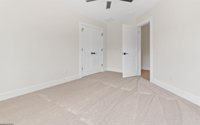 209 Farm Brook Lane, Morgantown, West Virginia 26505, 4 Bedrooms Bedrooms, 8 Rooms Rooms,3 BathroomsBathrooms,Single Family Detached,For Sale,Farm Brook,10164879