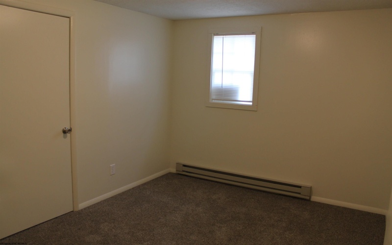 36 Fryer Alley, Webster Springs, West Virginia 26288, 3 Bedrooms Bedrooms, 6 Rooms Rooms,1 BathroomBathrooms,Single Family Detached,For Sale,Fryer,10162421