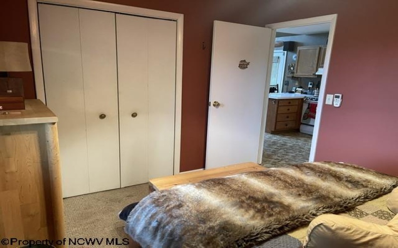 634 Joe Gibson Road, Newburg, West Virginia 26410, 1 Bedroom Bedrooms, 5 Rooms Rooms,1 BathroomBathrooms,Single Family Detached,For Sale,Joe Gibson,10164884