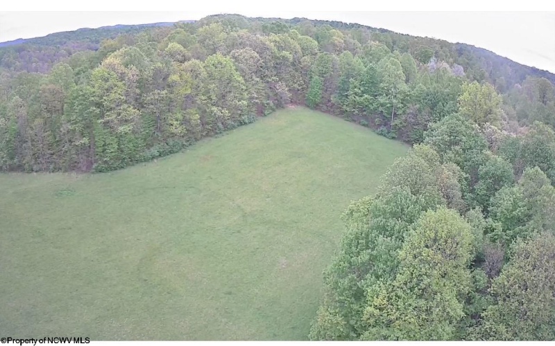 634 Joe Gibson Road, Newburg, West Virginia 26410, 1 Bedroom Bedrooms, 5 Rooms Rooms,1 BathroomBathrooms,Single Family Detached,For Sale,Joe Gibson,10164884