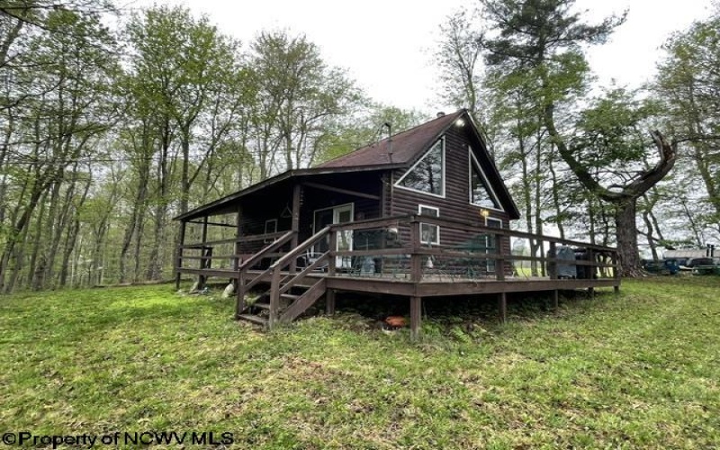 634 Joe Gibson Road, Newburg, West Virginia 26410, 1 Bedroom Bedrooms, 5 Rooms Rooms,1 BathroomBathrooms,Single Family Detached,For Sale,Joe Gibson,10164884