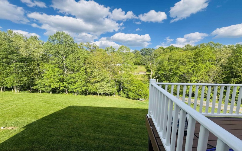 90 Silver Maple Court, Fairmont, West Virginia 26554, 3 Bedrooms Bedrooms, 6 Rooms Rooms,2 BathroomsBathrooms,Single Family Detached,For Sale,Silver Maple,10164885