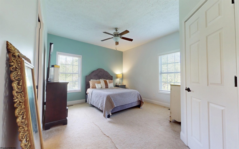90 Silver Maple Court, Fairmont, West Virginia 26554, 3 Bedrooms Bedrooms, 6 Rooms Rooms,2 BathroomsBathrooms,Single Family Detached,For Sale,Silver Maple,10164885