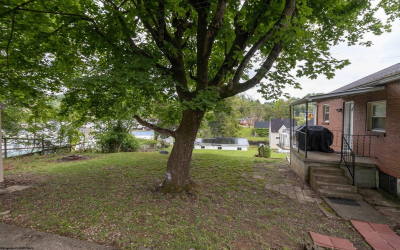 111 Vine Street, Fairmont, West Virginia 26554, 3 Bedrooms Bedrooms, 5 Rooms Rooms,1 BathroomBathrooms,Single Family Detached,For Sale,Vine,10164886