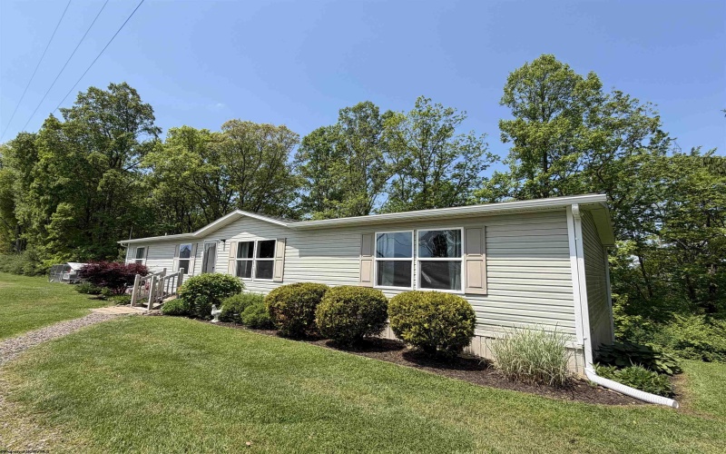 4900 Grafton Road, Independence, West Virginia 26374, 3 Bedrooms Bedrooms, 6 Rooms Rooms,2 BathroomsBathrooms,Single Family Detached,For Sale,Grafton,10164905