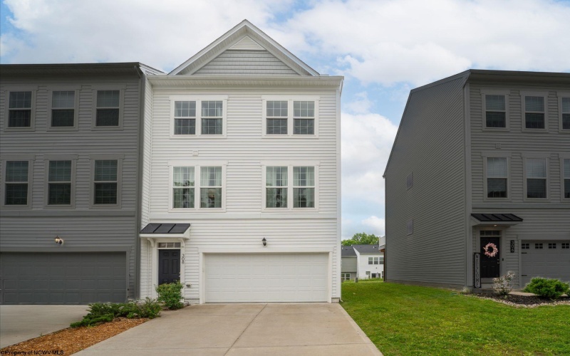 308 Bay Street, Morgantown, West Virginia 26508, 3 Bedrooms Bedrooms, 7 Rooms Rooms,2 BathroomsBathrooms,Single Family Attached,For Sale,Bay,10164888