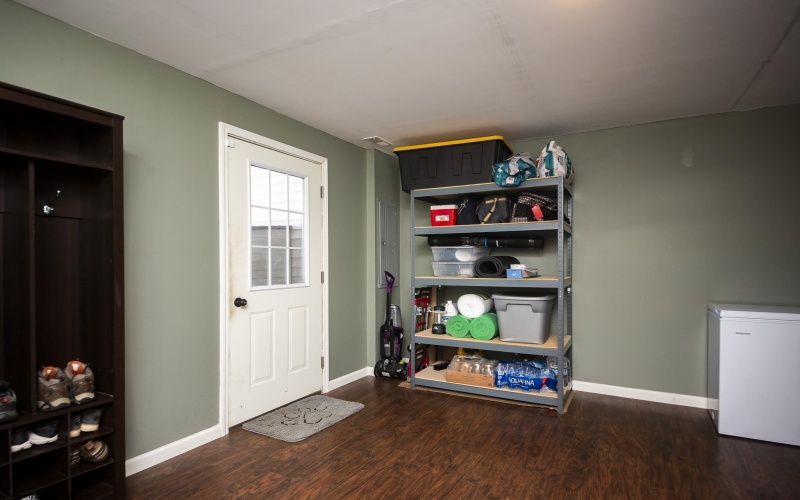 206 Summerfield Drive, Morgantown, West Virginia 26508, 3 Bedrooms Bedrooms, 7 Rooms Rooms,2 BathroomsBathrooms,Single Family Attached,For Sale,Summerfield,10164890