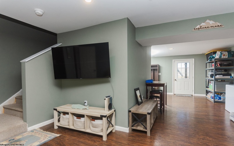 206 Summerfield Drive, Morgantown, West Virginia 26508, 3 Bedrooms Bedrooms, 7 Rooms Rooms,2 BathroomsBathrooms,Single Family Attached,For Sale,Summerfield,10164890