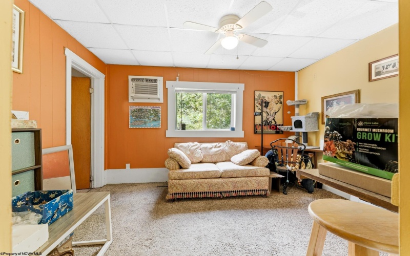 150 Wellen Avenue, Morgantown, West Virginia 26505, ,Multi-unit/income,For Sale,Wellen,10164903
