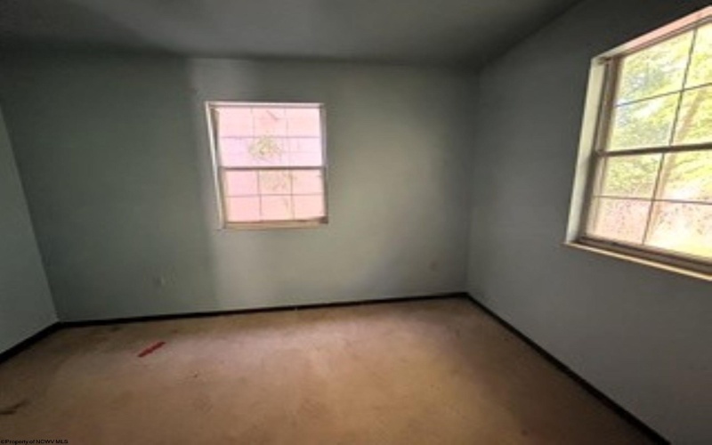 210 Mockingbird Lane, Fairmont, West Virginia 26554, 3 Bedrooms Bedrooms, 7 Rooms Rooms,1 BathroomBathrooms,Single Family Detached,For Sale,Mockingbird,10164904