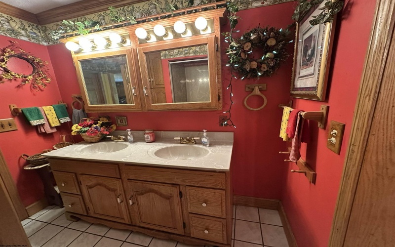557 Removal Road, Diana, West Virginia 26217, 4 Bedrooms Bedrooms, 7 Rooms Rooms,2 BathroomsBathrooms,Single Family Detached,For Sale,Removal,10164902