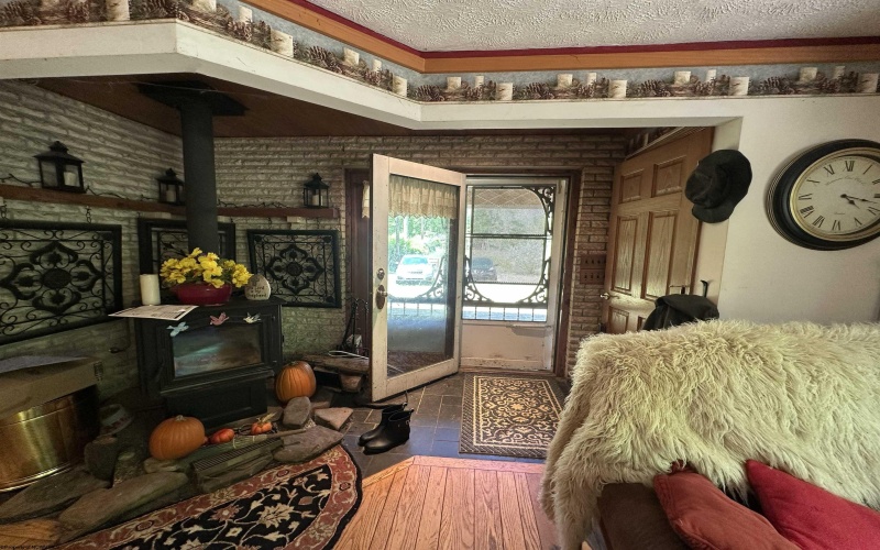 557 Removal Road, Diana, West Virginia 26217, 4 Bedrooms Bedrooms, 7 Rooms Rooms,2 BathroomsBathrooms,Single Family Detached,For Sale,Removal,10164902