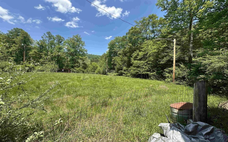 557 Removal Road, Diana, West Virginia 26217, 4 Bedrooms Bedrooms, 7 Rooms Rooms,2 BathroomsBathrooms,Single Family Detached,For Sale,Removal,10164902