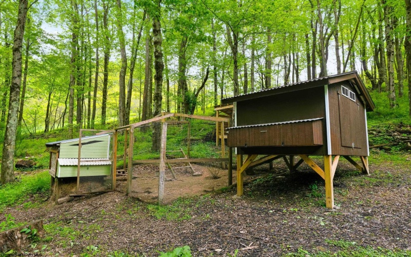163 Brewer Road, Morgantown, West Virginia 26508, 3 Bedrooms Bedrooms, 5 Rooms Rooms,1 BathroomBathrooms,Single Family Detached,For Sale,Brewer,10164889