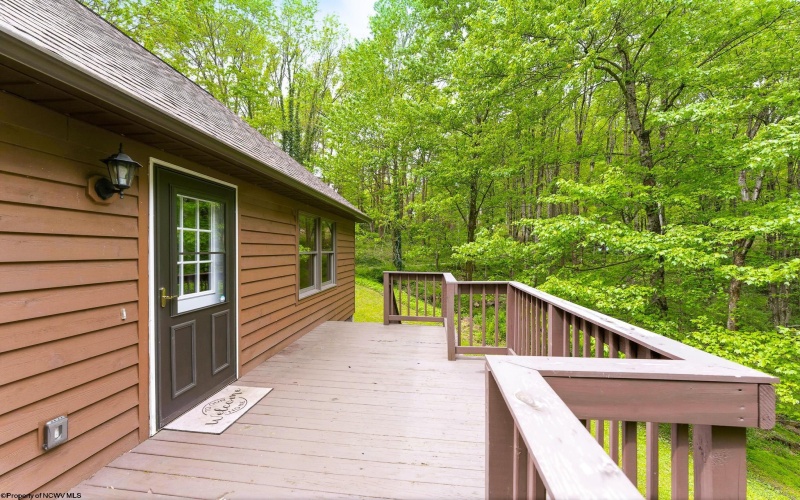 163 Brewer Road, Morgantown, West Virginia 26508, 3 Bedrooms Bedrooms, 5 Rooms Rooms,1 BathroomBathrooms,Single Family Detached,For Sale,Brewer,10164889