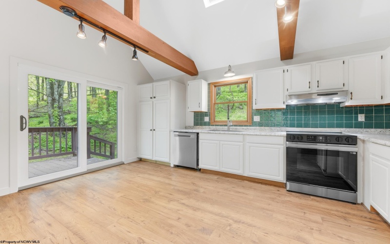 163 Brewer Road, Morgantown, West Virginia 26508, 3 Bedrooms Bedrooms, 5 Rooms Rooms,1 BathroomBathrooms,Single Family Detached,For Sale,Brewer,10164889