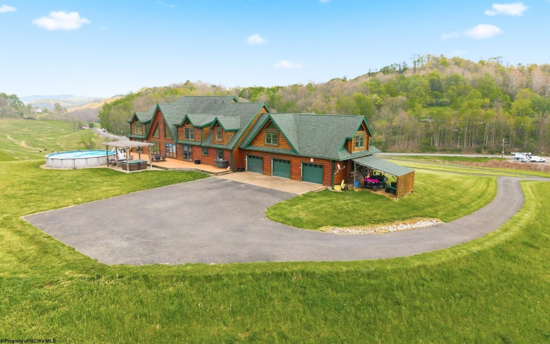 4896 Good Hope Pike, Clarksburg, West Virginia 26301, 5 Bedrooms Bedrooms, 11 Rooms Rooms,3 BathroomsBathrooms,Single Family Detached,For Sale,Good Hope,10164894