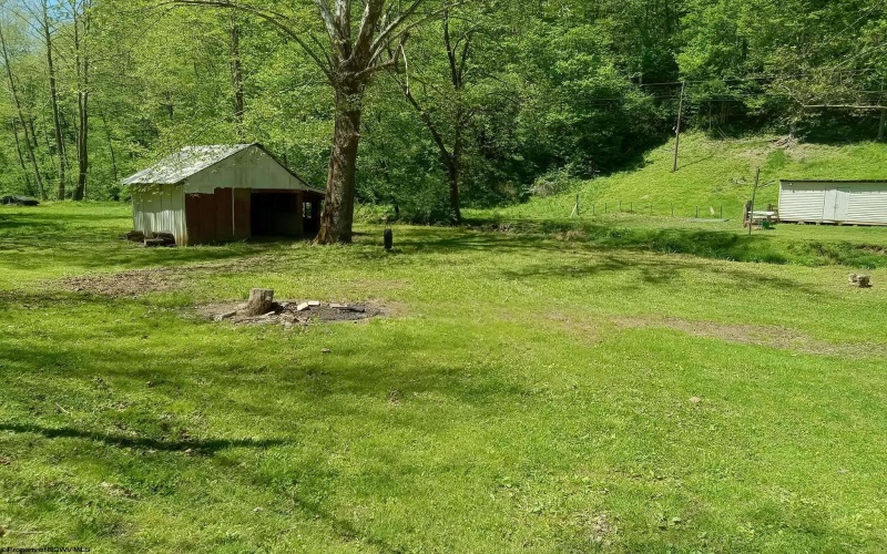 3347 Salem Long Run Road, Salem, West Virginia 26426, 2 Bedrooms Bedrooms, 4 Rooms Rooms,1 BathroomBathrooms,Single Family Detached,For Sale,Salem Long Run,10164891