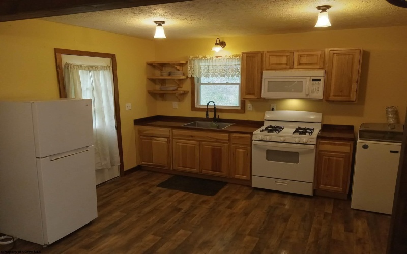 3347 Salem Long Run Road, Salem, West Virginia 26426, 2 Bedrooms Bedrooms, 4 Rooms Rooms,1 BathroomBathrooms,Single Family Detached,For Sale,Salem Long Run,10164891