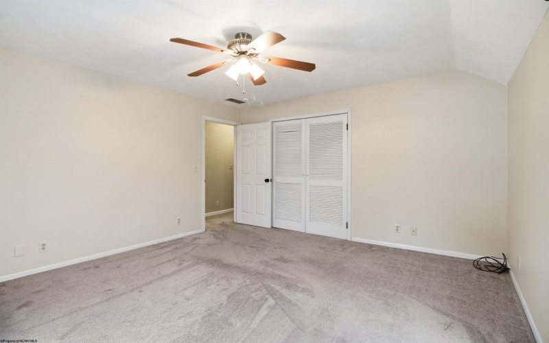 411 Oakdale Avenue, Bridgeport, West Virginia 26301, 3 Bedrooms Bedrooms, 7 Rooms Rooms,2 BathroomsBathrooms,Single Family Detached,For Sale,Oakdale,10164896
