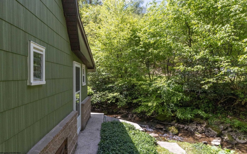 1308 Pleasure Valley Road, Montrose, West Virginia 26283, 2 Bedrooms Bedrooms, 6 Rooms Rooms,2 BathroomsBathrooms,Single Family Detached,For Sale,Pleasure Valley,10164897