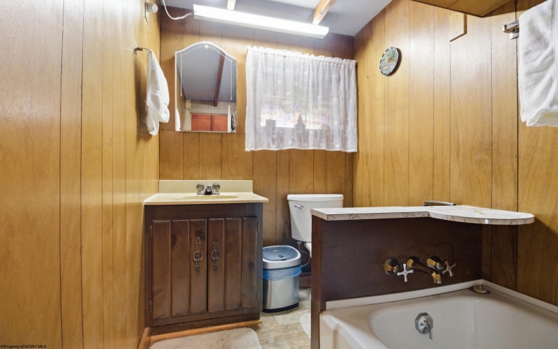 1308 Pleasure Valley Road, Montrose, West Virginia 26283, 2 Bedrooms Bedrooms, 6 Rooms Rooms,2 BathroomsBathrooms,Single Family Detached,For Sale,Pleasure Valley,10164897