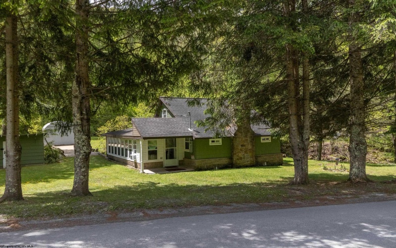1308 Pleasure Valley Road, Montrose, West Virginia 26283, 2 Bedrooms Bedrooms, 6 Rooms Rooms,2 BathroomsBathrooms,Single Family Detached,For Sale,Pleasure Valley,10164897