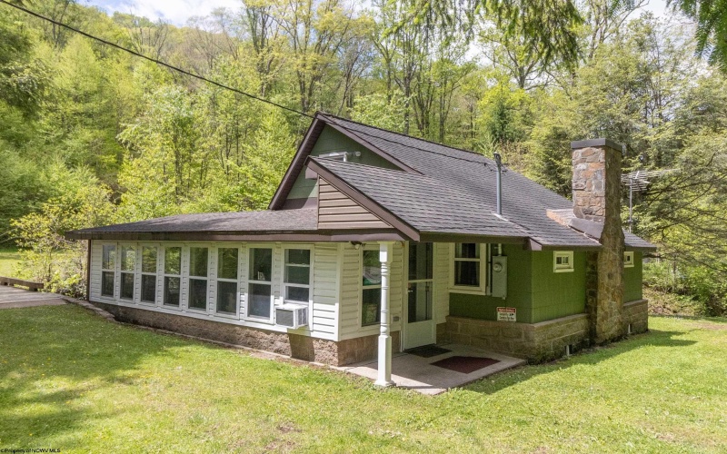 1308 Pleasure Valley Road, Montrose, West Virginia 26283, 2 Bedrooms Bedrooms, 6 Rooms Rooms,2 BathroomsBathrooms,Single Family Detached,For Sale,Pleasure Valley,10164897