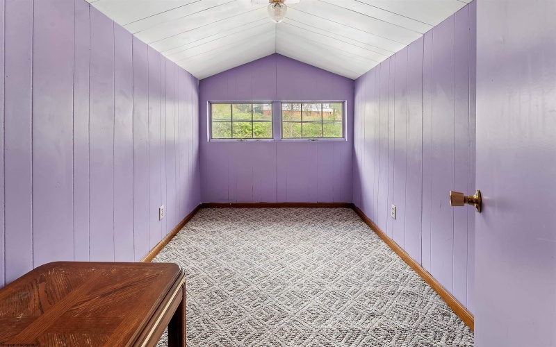 688 Grafton Road, Fairmont, West Virginia 26554, 2 Bedrooms Bedrooms, 7 Rooms Rooms,2 BathroomsBathrooms,Single Family Detached,For Sale,Grafton,10164907