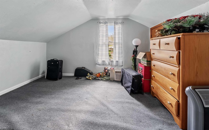 688 Grafton Road, Fairmont, West Virginia 26554, 2 Bedrooms Bedrooms, 7 Rooms Rooms,2 BathroomsBathrooms,Single Family Detached,For Sale,Grafton,10164907