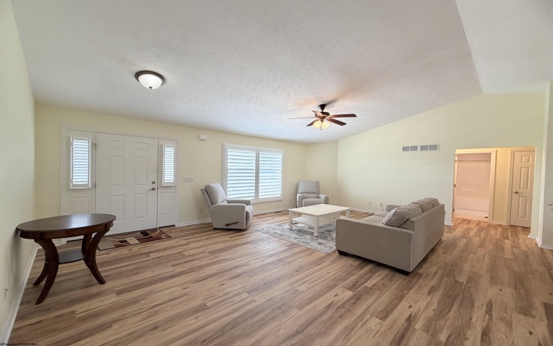 309 Sunrise Ridge Drive, Reedsville, West Virginia 26547, 3 Bedrooms Bedrooms, 8 Rooms Rooms,3 BathroomsBathrooms,Single Family Detached,For Sale,Sunrise Ridge,10164906