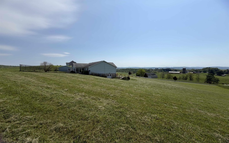 309 Sunrise Ridge Drive, Reedsville, West Virginia 26547, 3 Bedrooms Bedrooms, 8 Rooms Rooms,3 BathroomsBathrooms,Single Family Detached,For Sale,Sunrise Ridge,10164906