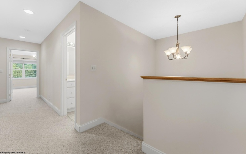 401 Cassina Drive, Morgantown, West Virginia 26505, 3 Bedrooms Bedrooms, 7 Rooms Rooms,2 BathroomsBathrooms,Single Family Attached,For Sale,Cassina,10164915