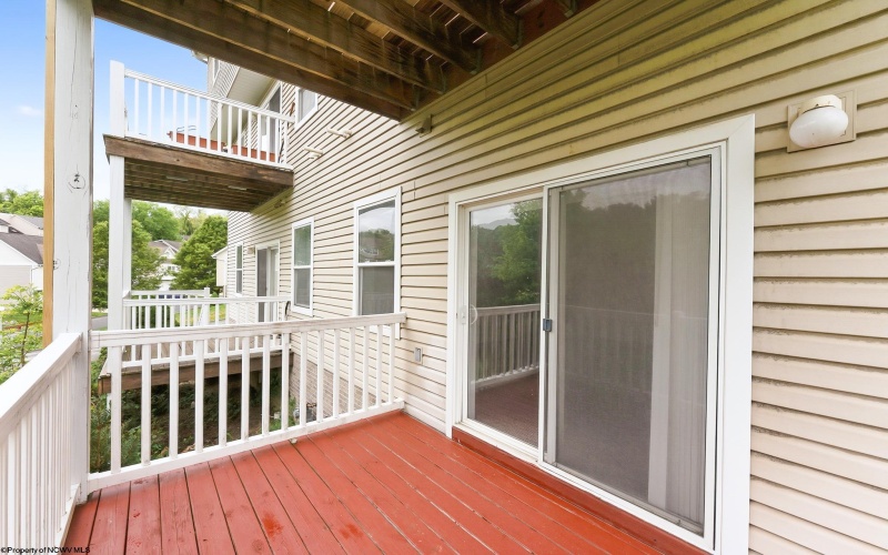 401 Cassina Drive, Morgantown, West Virginia 26505, 3 Bedrooms Bedrooms, 7 Rooms Rooms,2 BathroomsBathrooms,Single Family Attached,For Sale,Cassina,10164915