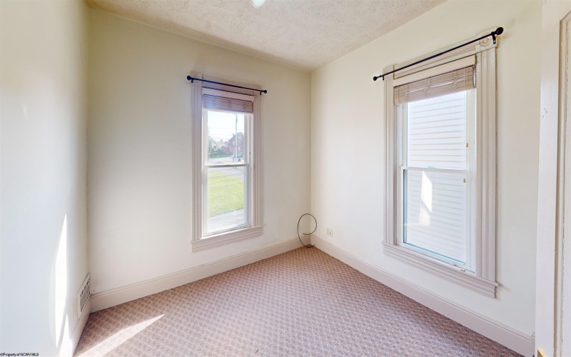 405 6th Street, Fairmont, West Virginia 26554-9998, 4 Bedrooms Bedrooms, 9 Rooms Rooms,1 BathroomBathrooms,Single Family Detached,For Sale,6th,10164933 405 6th Street, Fairmont, West Virginia 26554-9998, 4 Bedrooms Bedrooms, 9 Rooms Rooms,1 BathroomBathrooms,Single Family Detached,For Sale,6th,10164933