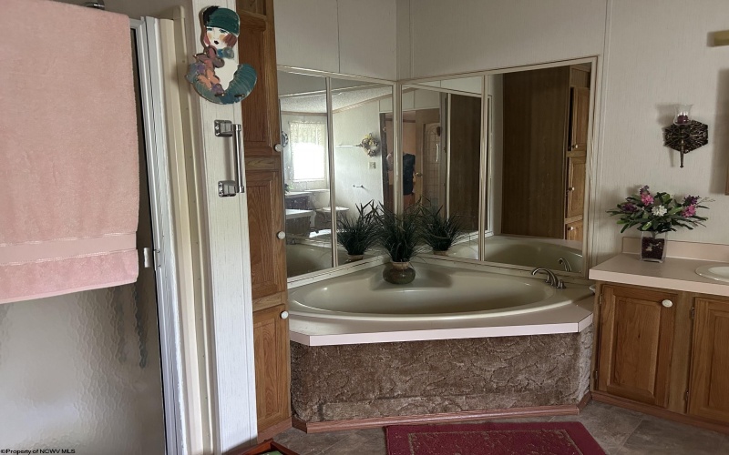 1014 Indiana Avenue, Fairmont, West Virginia 26554-3151, 3 Bedrooms Bedrooms, 11 Rooms Rooms,3 BathroomsBathrooms,Single Family Detached,For Sale,Indiana,10164932