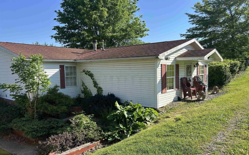 1014 Indiana Avenue, Fairmont, West Virginia 26554-3151, 3 Bedrooms Bedrooms, 11 Rooms Rooms,3 BathroomsBathrooms,Single Family Detached,For Sale,Indiana,10164932