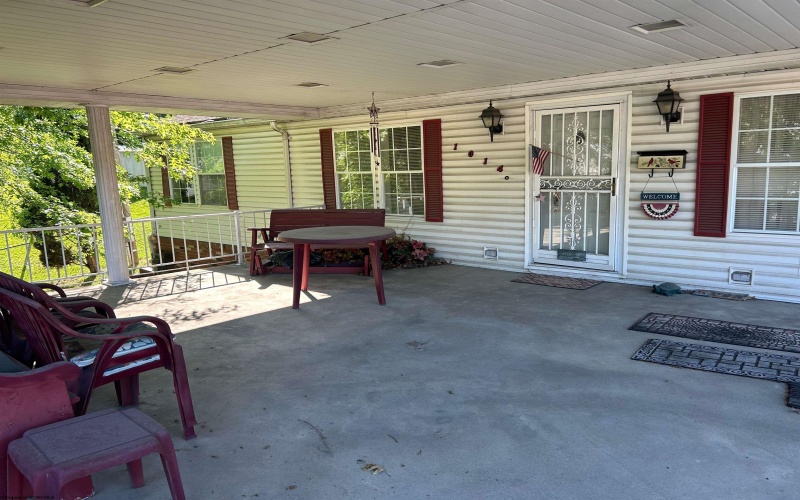 1014 Indiana Avenue, Fairmont, West Virginia 26554-3151, 3 Bedrooms Bedrooms, 11 Rooms Rooms,3 BathroomsBathrooms,Single Family Detached,For Sale,Indiana,10164932