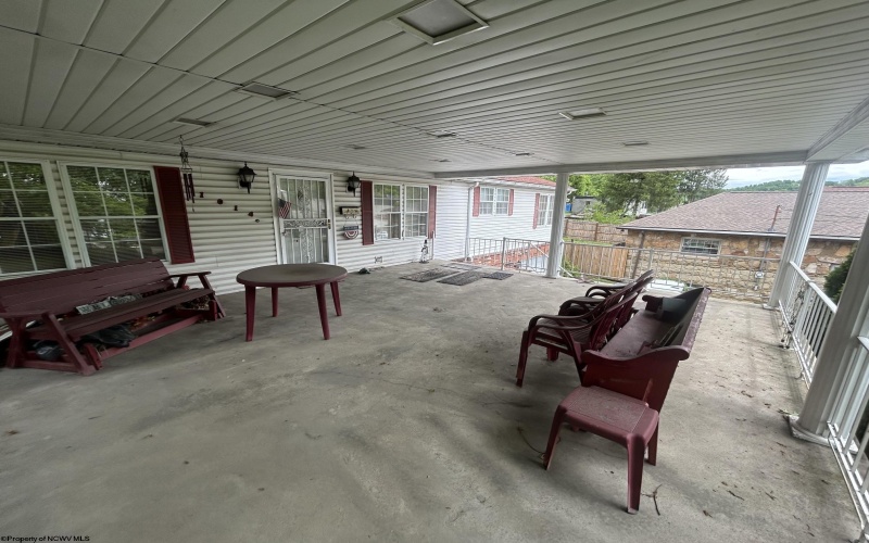 1014 Indiana Avenue, Fairmont, West Virginia 26554-3151, 3 Bedrooms Bedrooms, 11 Rooms Rooms,3 BathroomsBathrooms,Single Family Detached,For Sale,Indiana,10164932