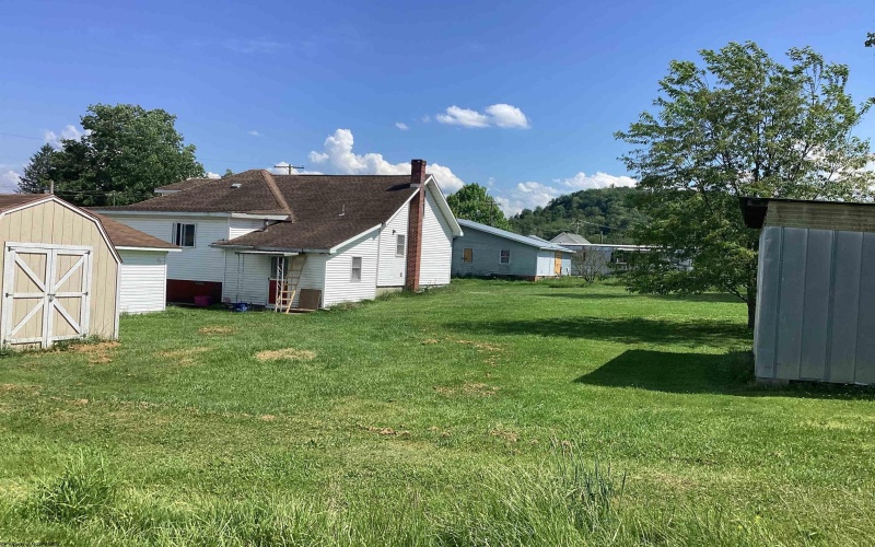 53 Farnsworth Avenue, Buckhannon, West Virginia 26201, 3 Bedrooms Bedrooms, 7 Rooms Rooms,1 BathroomBathrooms,Single Family Detached,For Sale,Farnsworth,10164928 53 Farnsworth Avenue, Buckhannon, West Virginia 26201, 3 Bedrooms Bedrooms, 7 Rooms Rooms,1 BathroomBathrooms,Single Family Detached,For Sale,Farnsworth,10164928