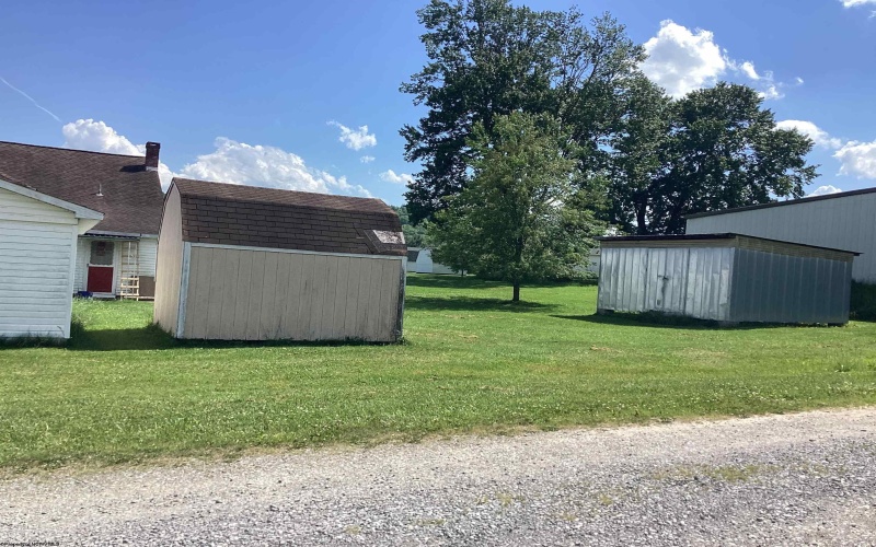 53 Farnsworth Avenue, Buckhannon, West Virginia 26201, 3 Bedrooms Bedrooms, 7 Rooms Rooms,1 BathroomBathrooms,Single Family Detached,For Sale,Farnsworth,10164928 53 Farnsworth Avenue, Buckhannon, West Virginia 26201, 3 Bedrooms Bedrooms, 7 Rooms Rooms,1 BathroomBathrooms,Single Family Detached,For Sale,Farnsworth,10164928