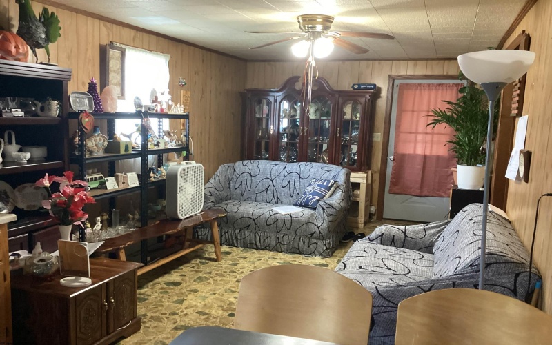 53 Farnsworth Avenue, Buckhannon, West Virginia 26201, 3 Bedrooms Bedrooms, 7 Rooms Rooms,1 BathroomBathrooms,Single Family Detached,For Sale,Farnsworth,10164928 53 Farnsworth Avenue, Buckhannon, West Virginia 26201, 3 Bedrooms Bedrooms, 7 Rooms Rooms,1 BathroomBathrooms,Single Family Detached,For Sale,Farnsworth,10164928