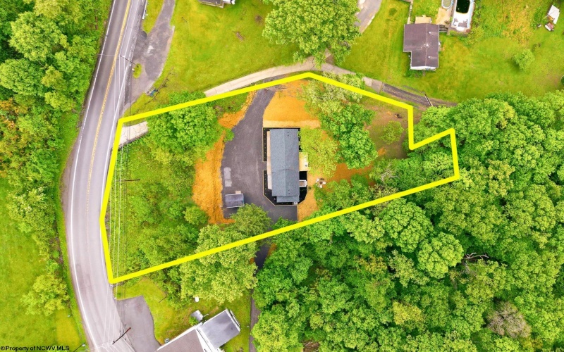 1144 Grafton Road, Morgantown, West Virginia 26508, 4 Bedrooms Bedrooms, 6 Rooms Rooms,3 BathroomsBathrooms,Single Family Detached,For Sale,Grafton,10164908