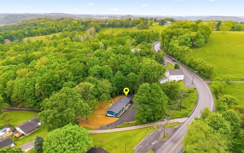 1144 Grafton Road, Morgantown, West Virginia 26508, 4 Bedrooms Bedrooms, 6 Rooms Rooms,3 BathroomsBathrooms,Single Family Detached,For Sale,Grafton,10164908