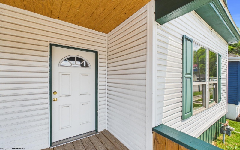 309 Main Street, Mannington, West Virginia 26582, 3 Bedrooms Bedrooms, 8 Rooms Rooms,2 BathroomsBathrooms,Single Family Detached,For Sale,Main,10164952